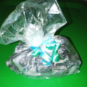 5 RANDOM BAGS OF WAX MELT CUBES 5oz. Average Different Scents I will send you